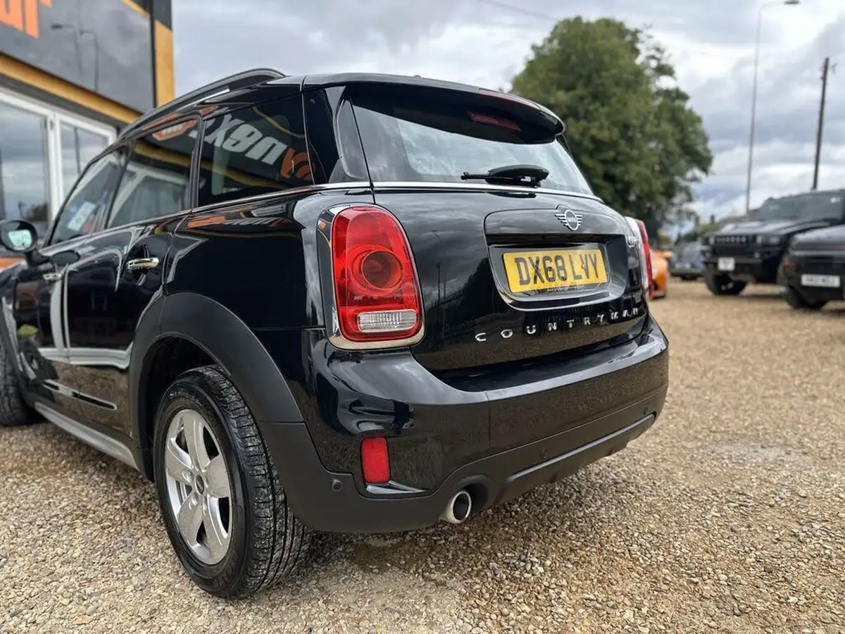 2018-mini-countryman-20td-cooper-d-sport-ss-all4-big-7