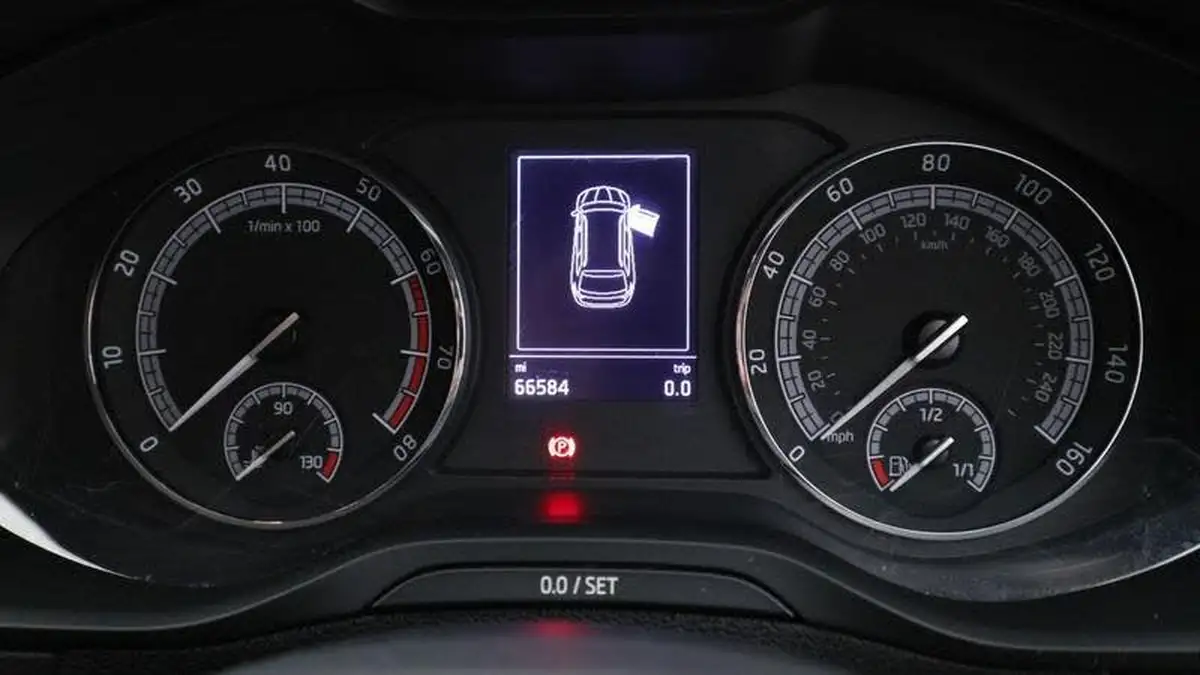 2021-skoda-karoq-10-tsi-se-technology-110ps-big-8