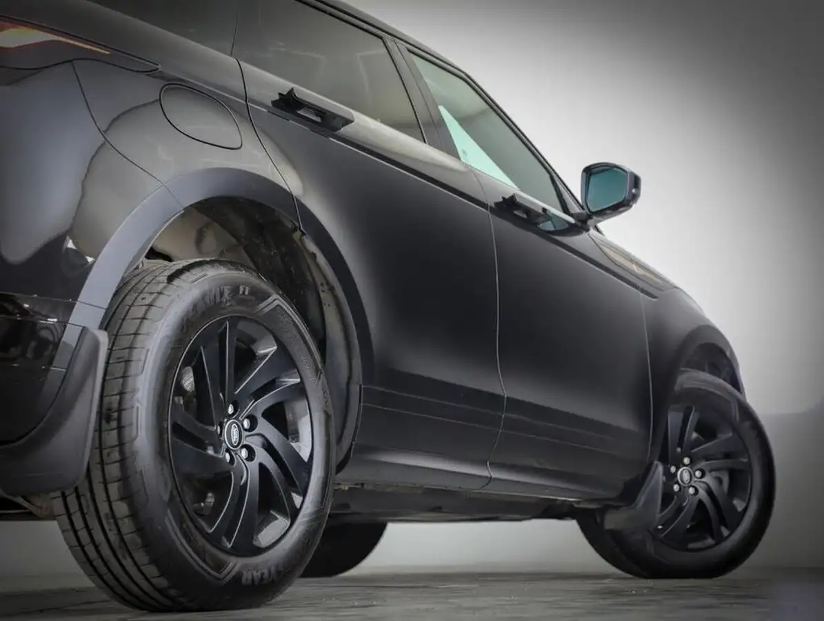 2022-land-rover-range-rover-evoque-15-p300e-r-dynamic-s-big-10