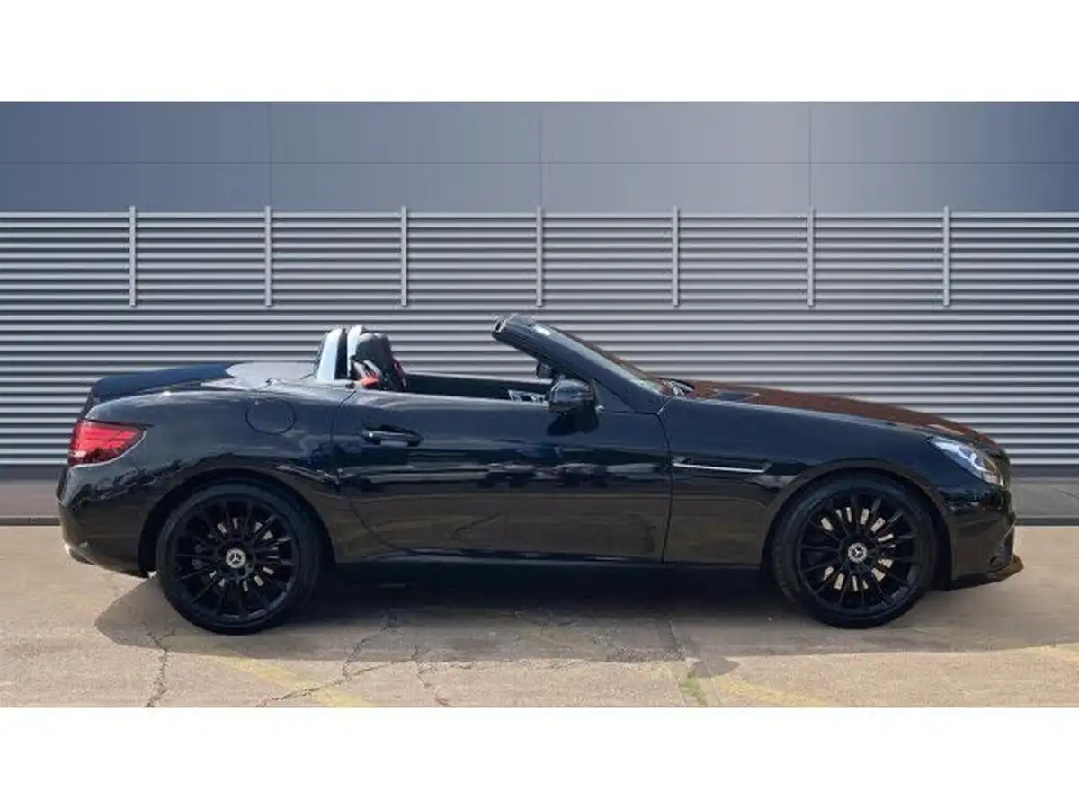 2017-mercedes-benz-slc-21d-slc250d-amg-line-big-4