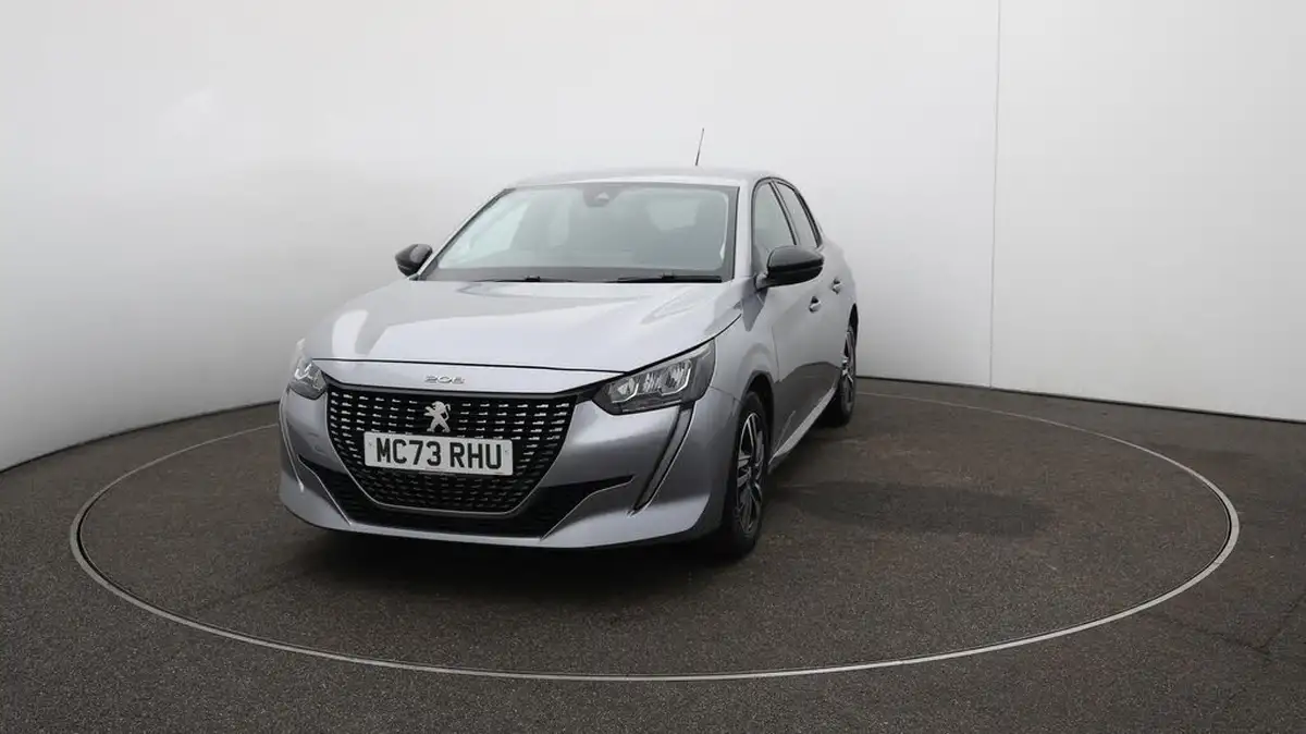 2023-peugeot-208-12-puretech-allure-premium-100ps-big-37