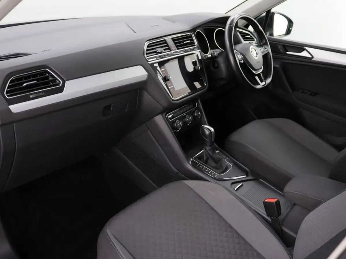 2020-volkswagen-tiguan-15-tsi-match-150ps-dsg-big-24