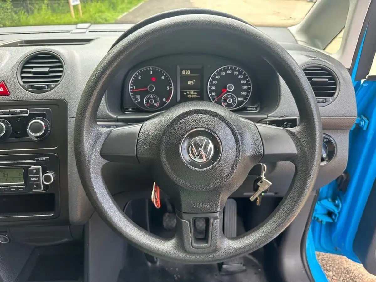 2011-volkswagen-caddy-maxi-16td-maxi-panel-van-big-12