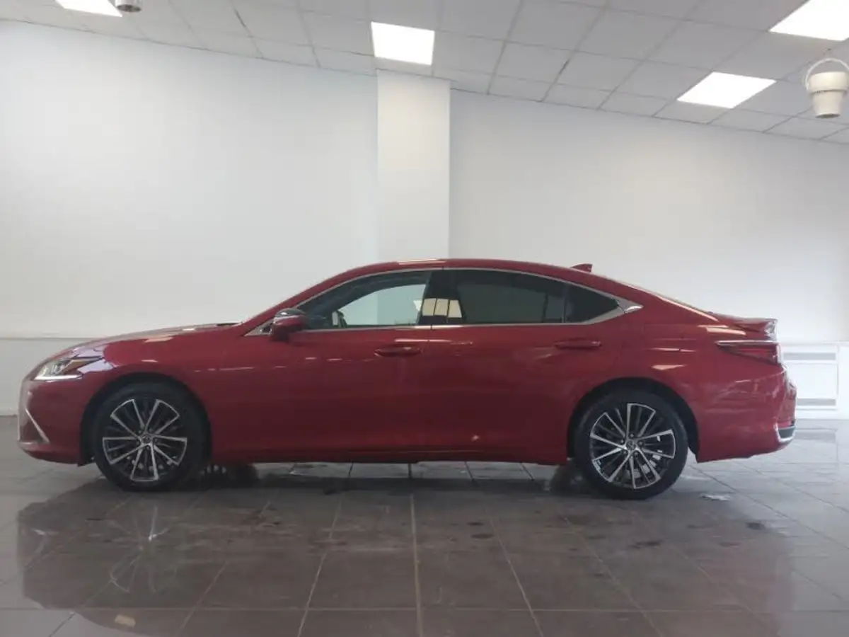 2021-lexus-es-300h-25-es-215bhp-big-3