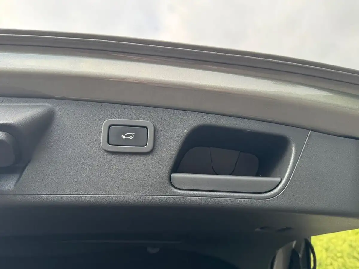 2021-jaguar-e-pace-20-i4d-r-dynamic-hse-240ps-big-24