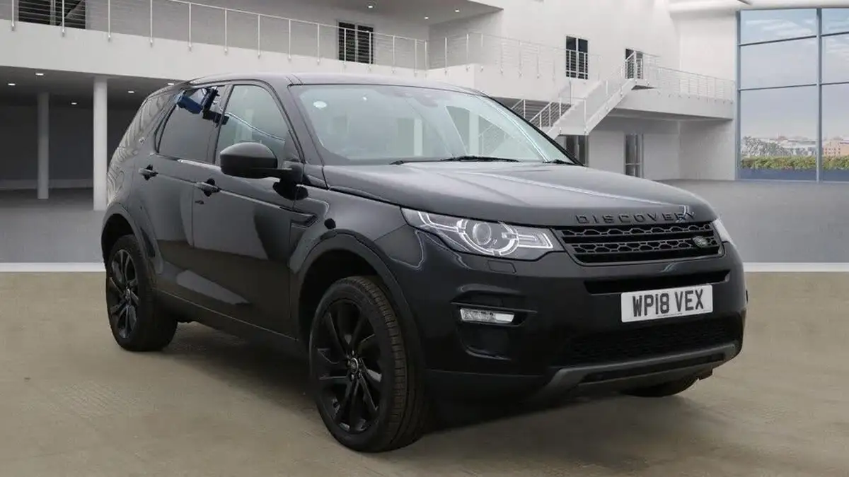 2018-land-rover-discovery-sport-20td4-hse-black-big-4