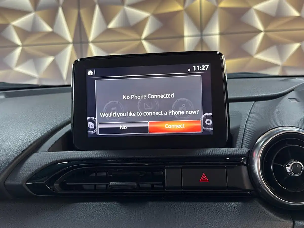 2018-mazda-mx-5-15-sport-nav-rf-big-50