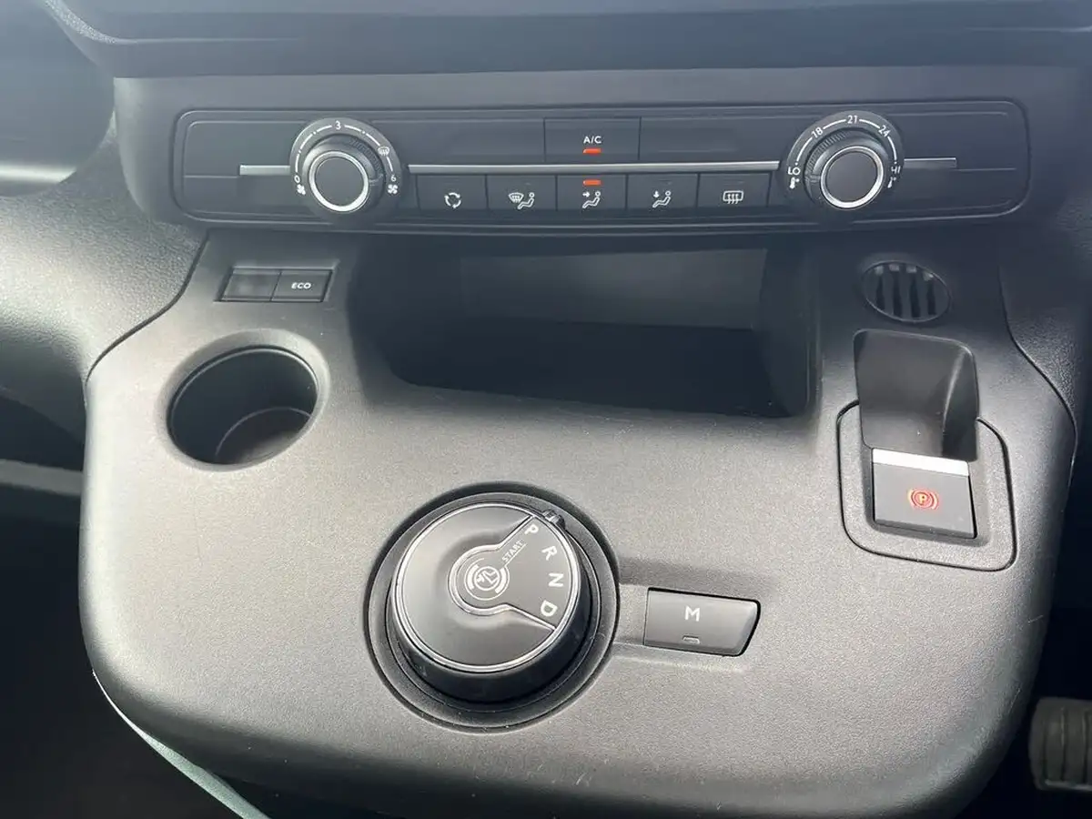 2020-citroen-berlingo-15bluehdi-flair-m-size-130ps-eat8-big-20