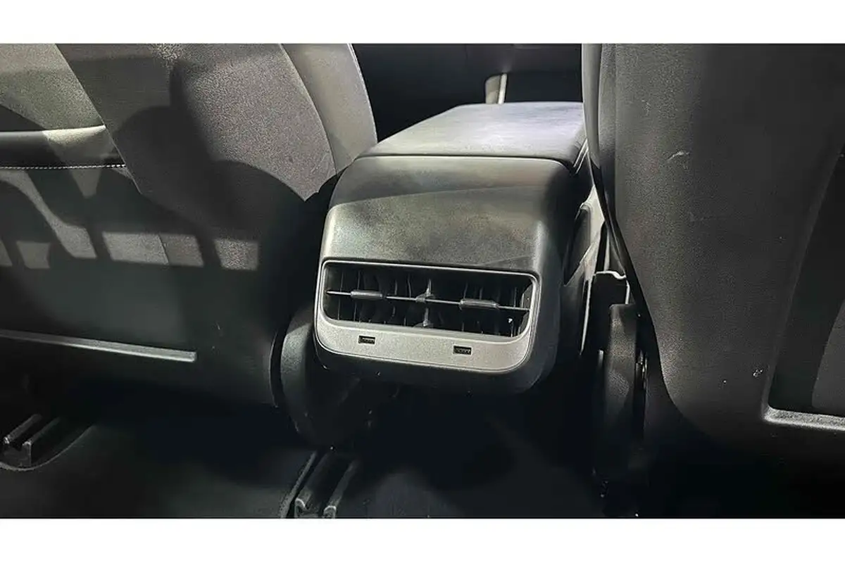 2019-tesla-model-3-e-standard-plus-big-31