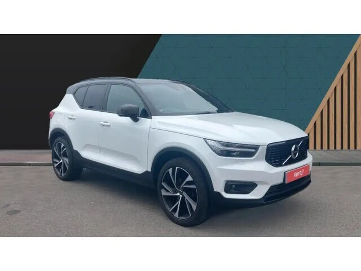 2018-volvo-xc40-15-t3-r-design-pro-big-0