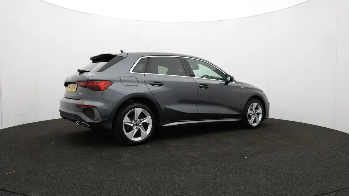 2021-audi-a3-14-40-tfsi-e-s-line-big-36