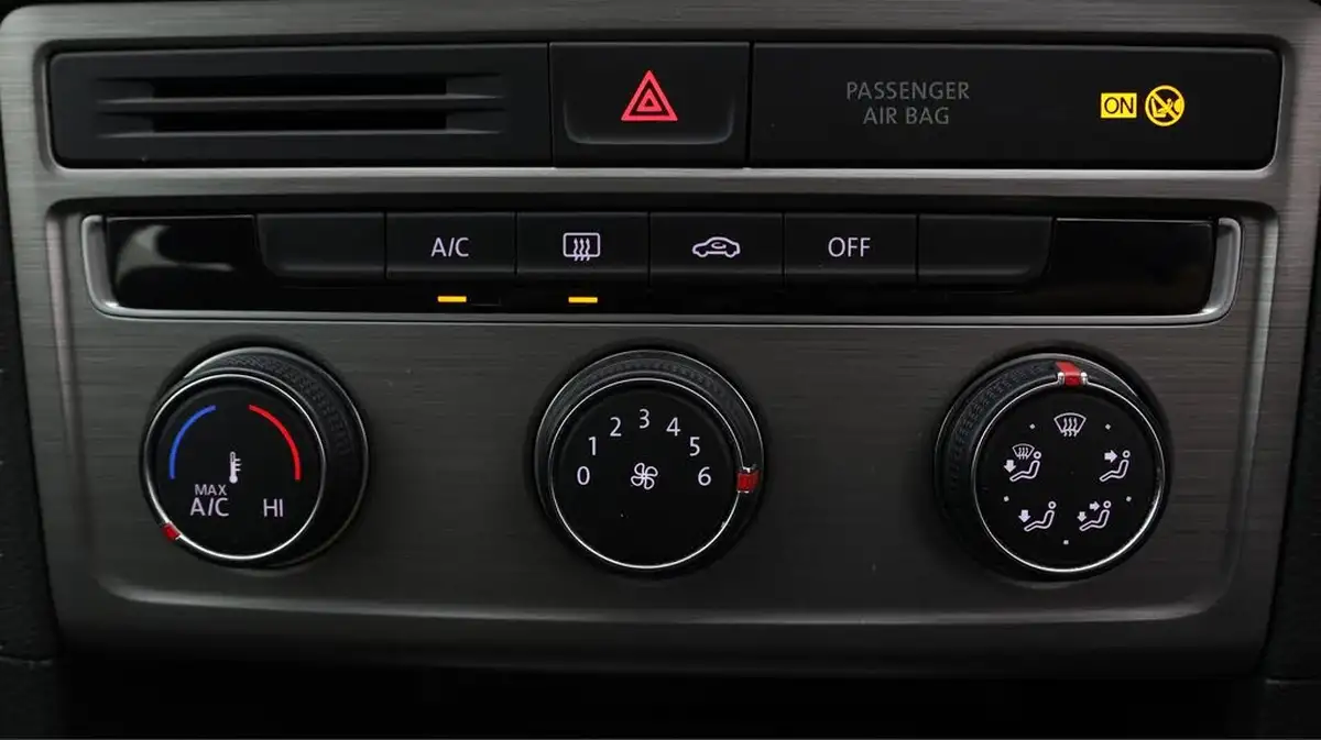 2017-volkswagen-golf-sv-16tdi-se-110ps-bmtss-big-12