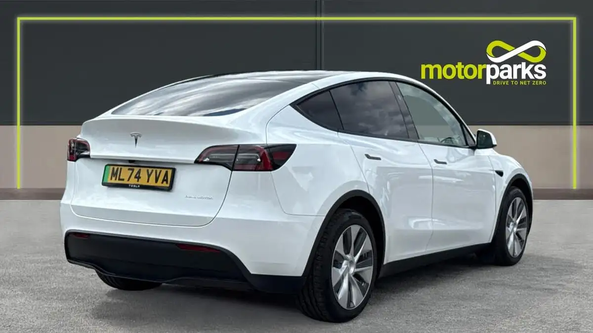 2024-tesla-model-y-e-long-range-306bhp-awd-big-2