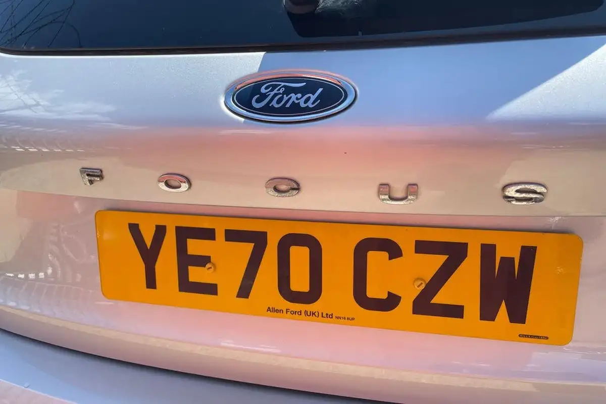 2020-ford-focus-15-active-hatchback-auto-big-25