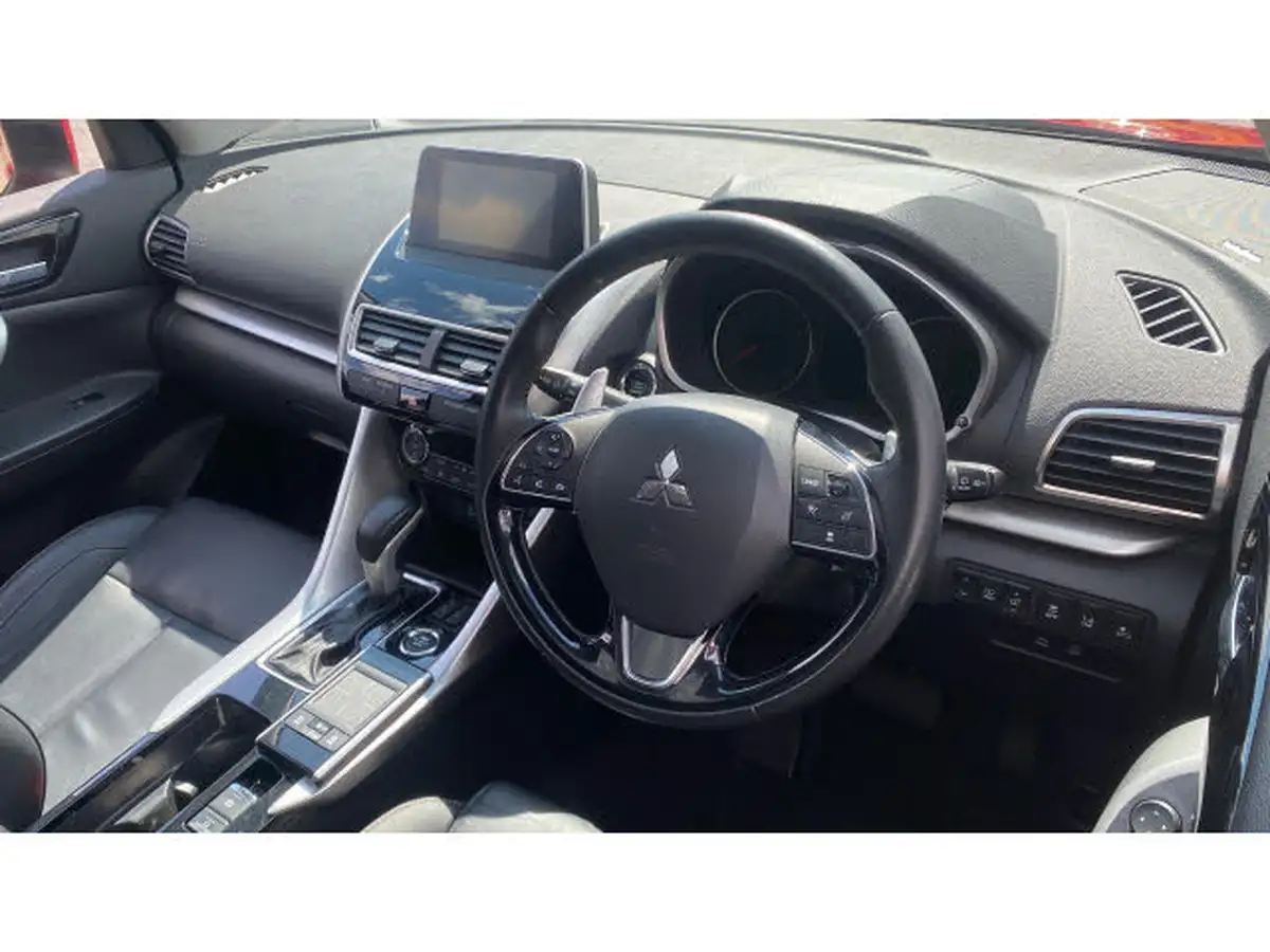 2019-mitsubishi-eclipse-cross-15-4-auto-big-10