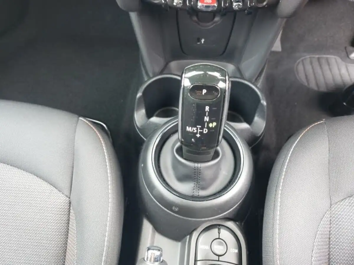 2019-mini-cooper-15-cooper-classic-hatchback-5d-auto-big-13
