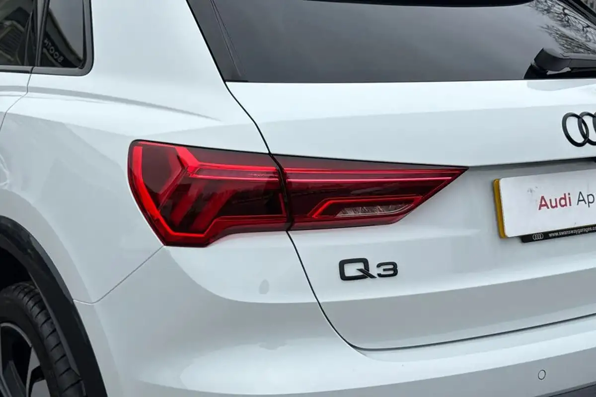 2025-audi-q3-15-35-tfsi-black-edition-station-wagon-s-tronic-big-6