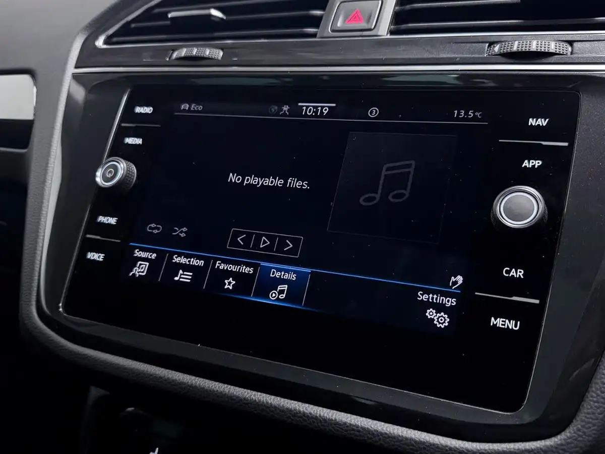 2023-volkswagen-tiguan-15-tsi-elegance-big-44