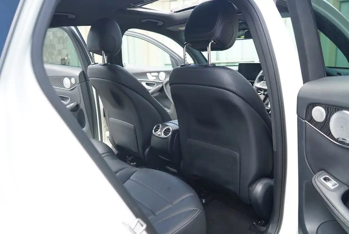 2017-mercedes-benz-glc-class-30-d-glc350d-amg-line-premium-plusss-coupe-4d-big-49