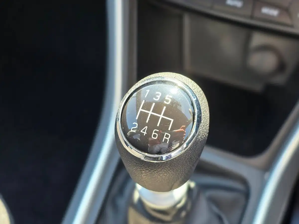 2020-suzuki-s-cross-14-boosterjet-sz-t-big-17
