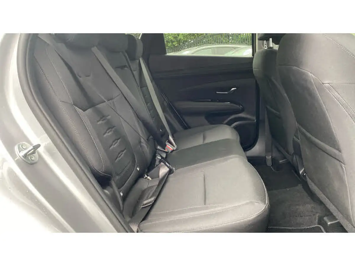 2025-hyundai-tucson-16-t-gdi-advance-160ps-48v-mhev-7dct-big-15