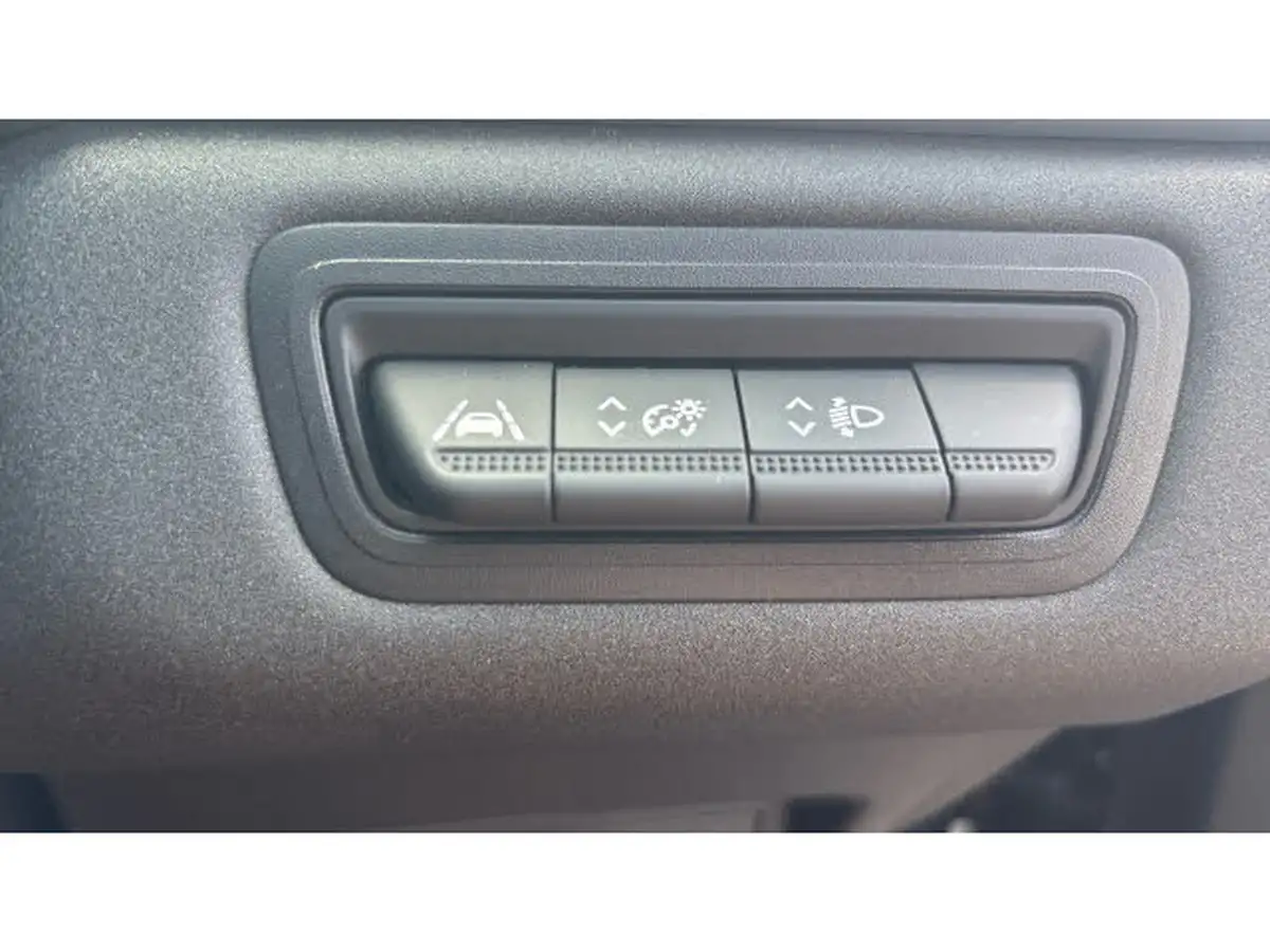 2021-renault-captur-10-tce-iconic-90ps-big-31