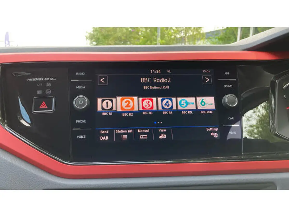 2019-volkswagen-polo-10-beats-80ps-evo-ss-big-11