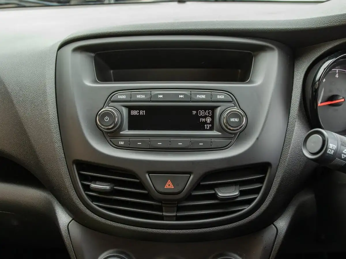 2019-vauxhall-viva-10i-se-ac-big-21