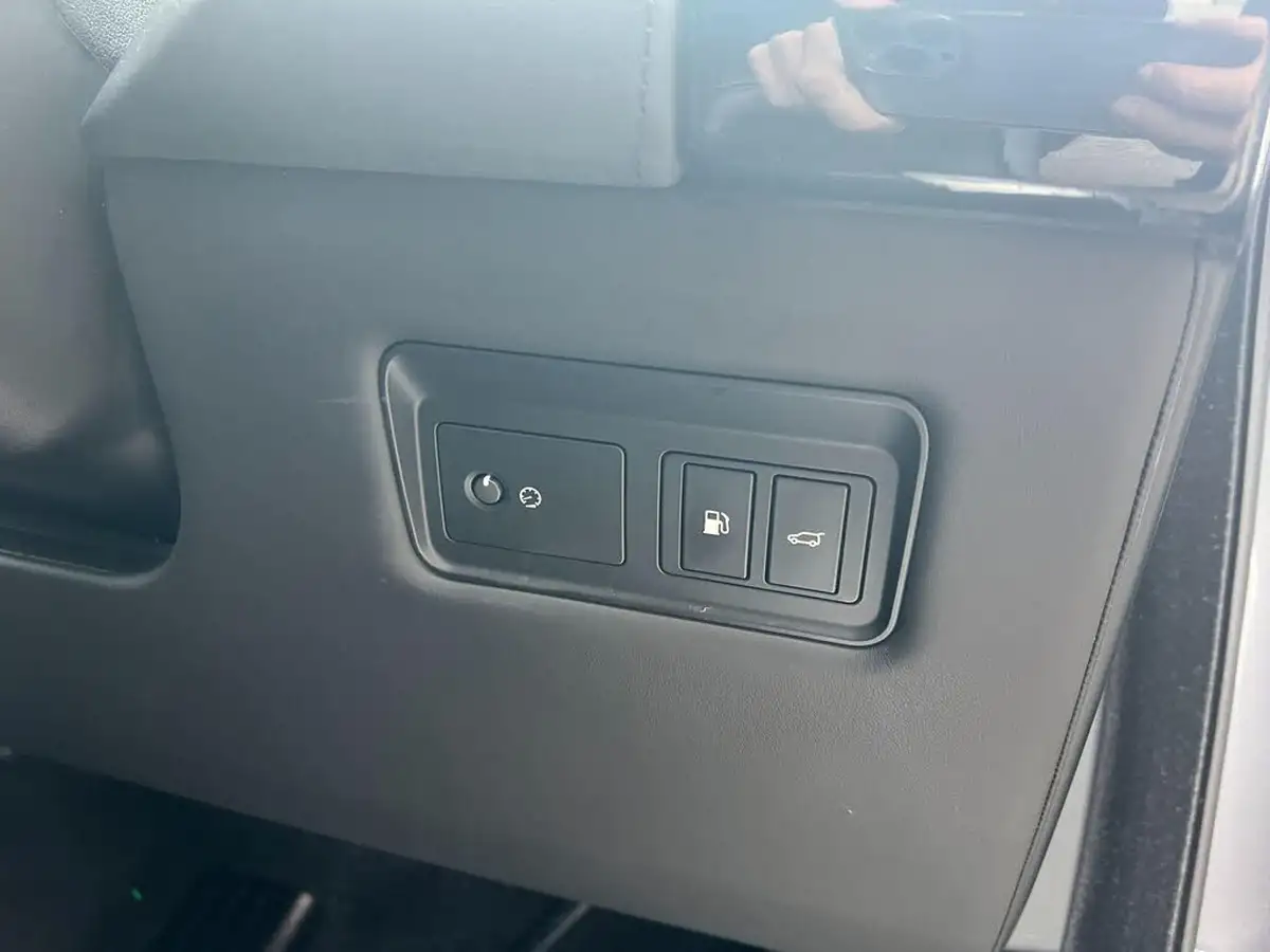 2021-land-rover-range-rover-20-p400e-autobiography-big-32