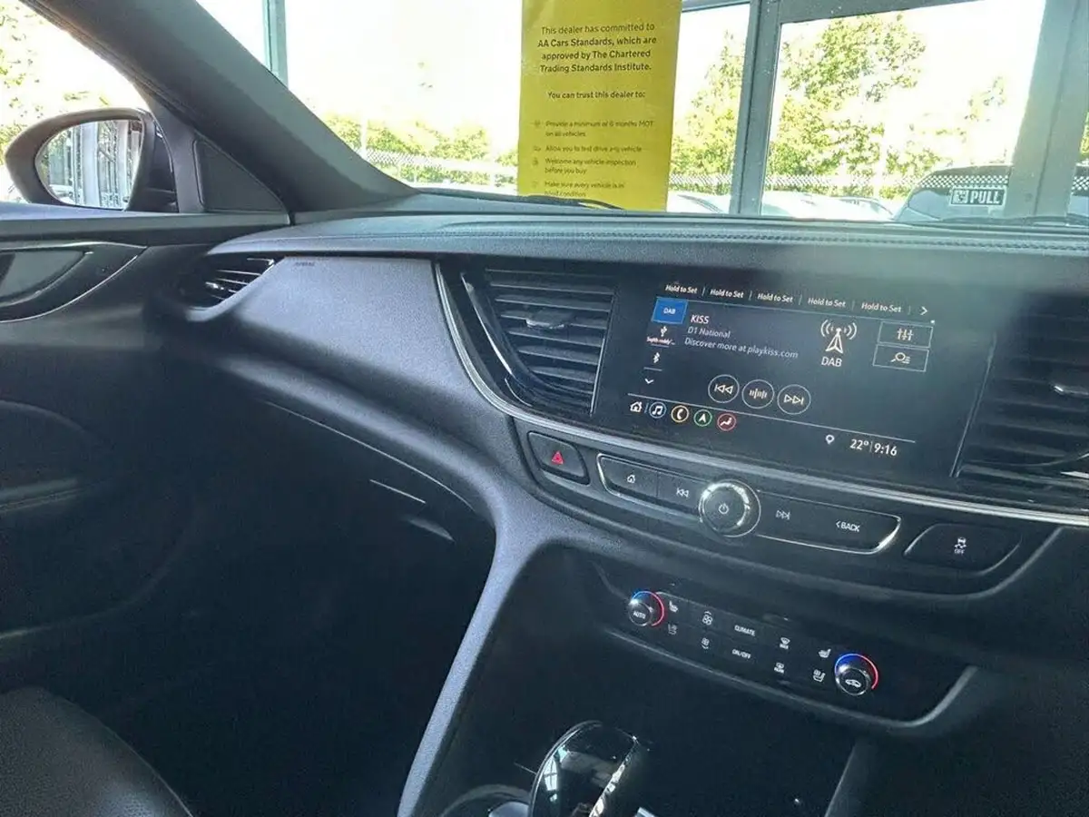 2021-vauxhall-insignia-grand-sport-20i-turbo-sri-vx-line-nav-big-15