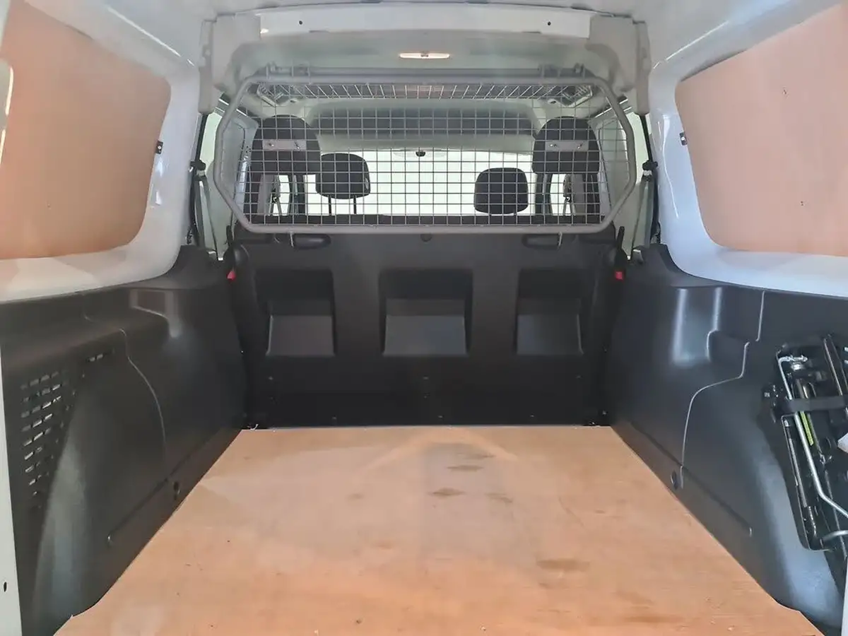 2021-renault-kangoo-maxi-big-7