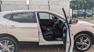 2014-nissan-qashqai-12-acenta-premium-small-13