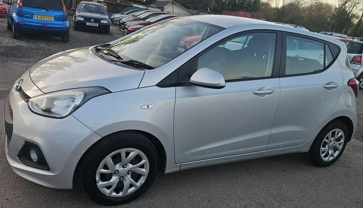 2014-hyundai-i10-10-se-big-1