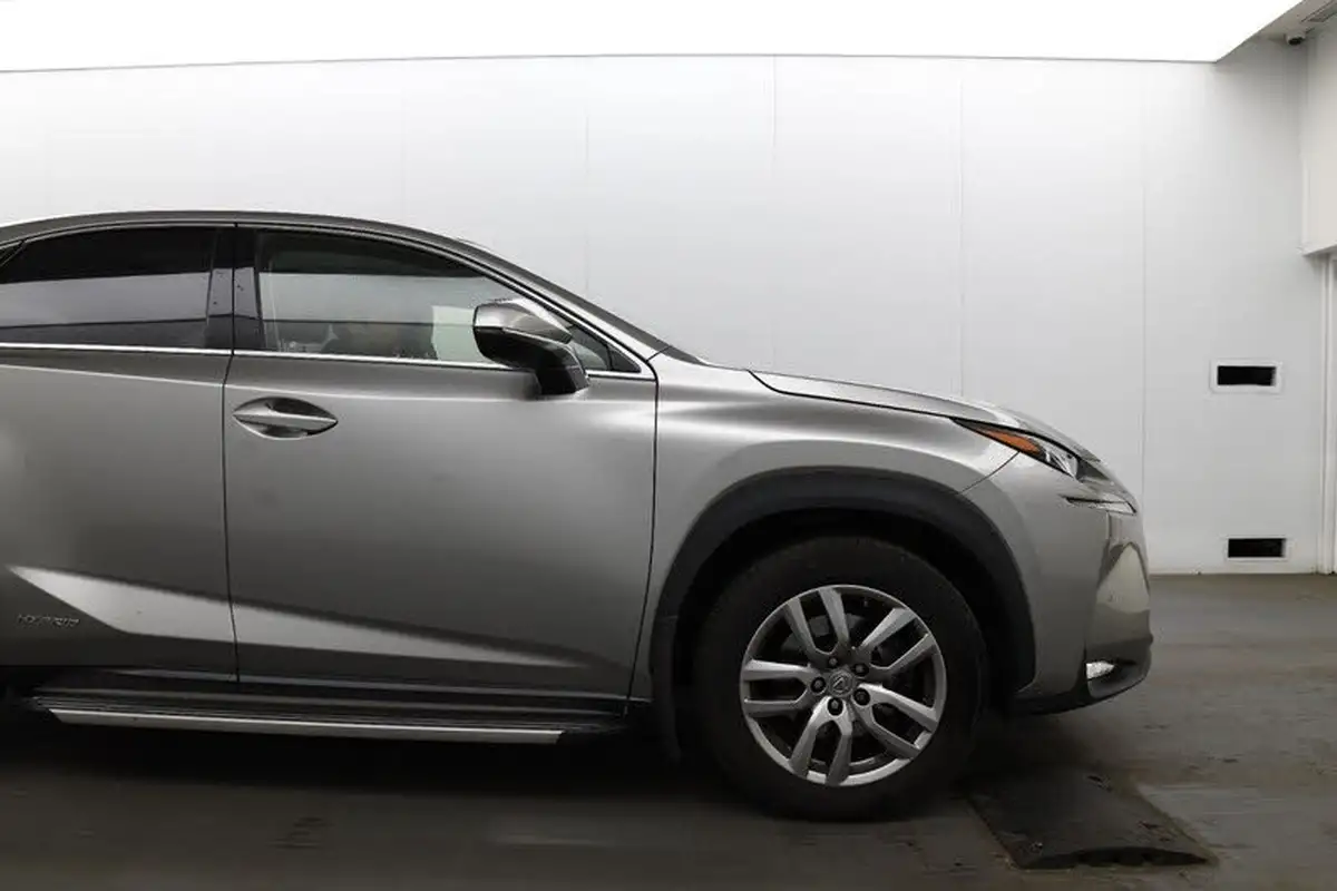 2017-lexus-nx-300h-25-luxury-big-15