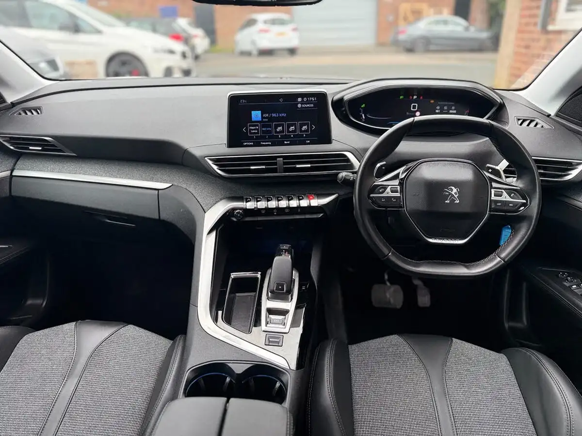2019-peugeot-3008-suv-15-bluehdi-allure-eat8-big-33