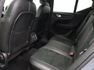 2019-volvo-xc40-20-t4-r-design-pro-awd-small-12