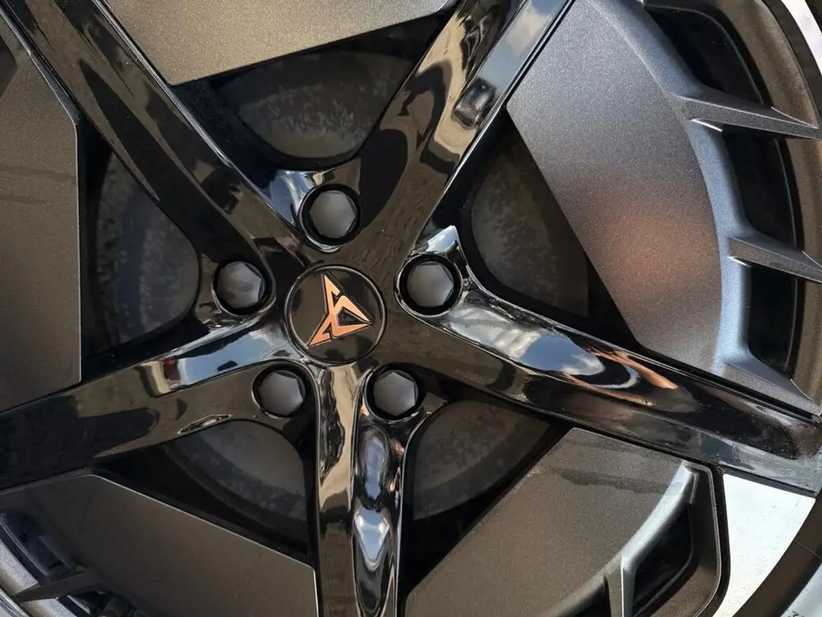 2024-cupra-born-e-v3-230ps-77kwh-e-boost-big-27