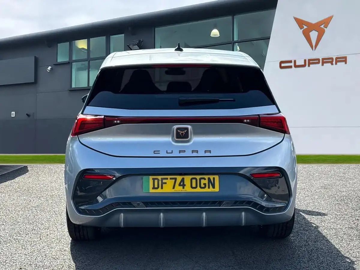 2024-cupra-born-e-v3-230ps-77kwh-e-boost-big-3