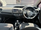 2017-toyota-yaris-15-vvt-i-icon-navi-small-23