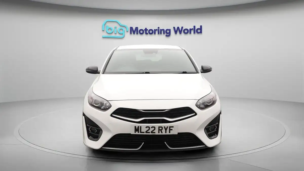2022-kia-pro-ceed-15-t-gdi-gt-line-big-2