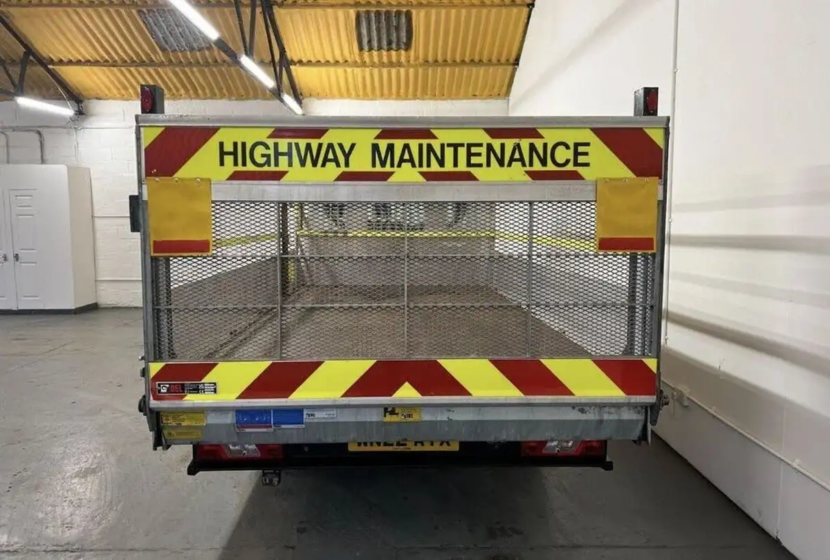 2022-ford-transit-20tdci-350-l2h1-leader-130pseu6dt-fwd-cab-big-3