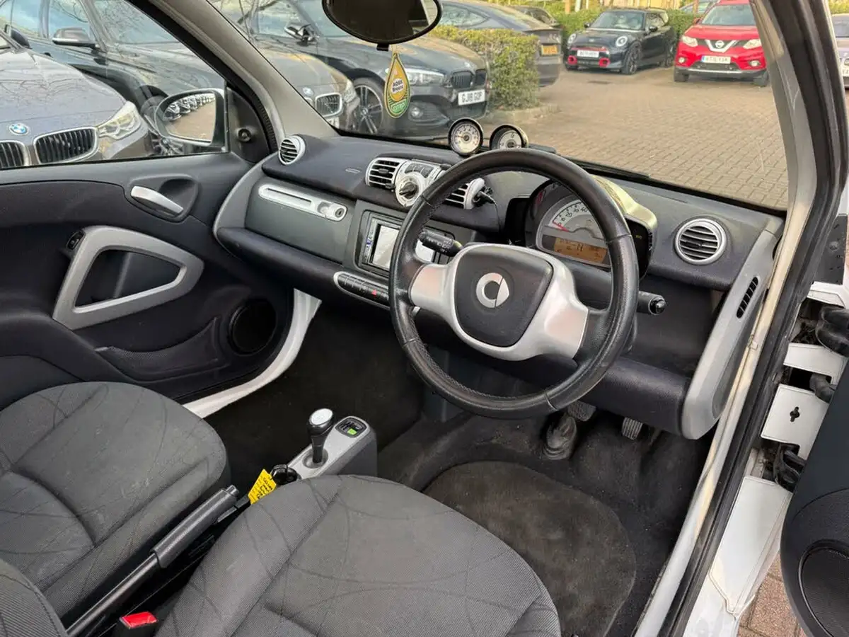 2012-smart-fortwo-10-passion-71bhp-coupe-softouch-big-1