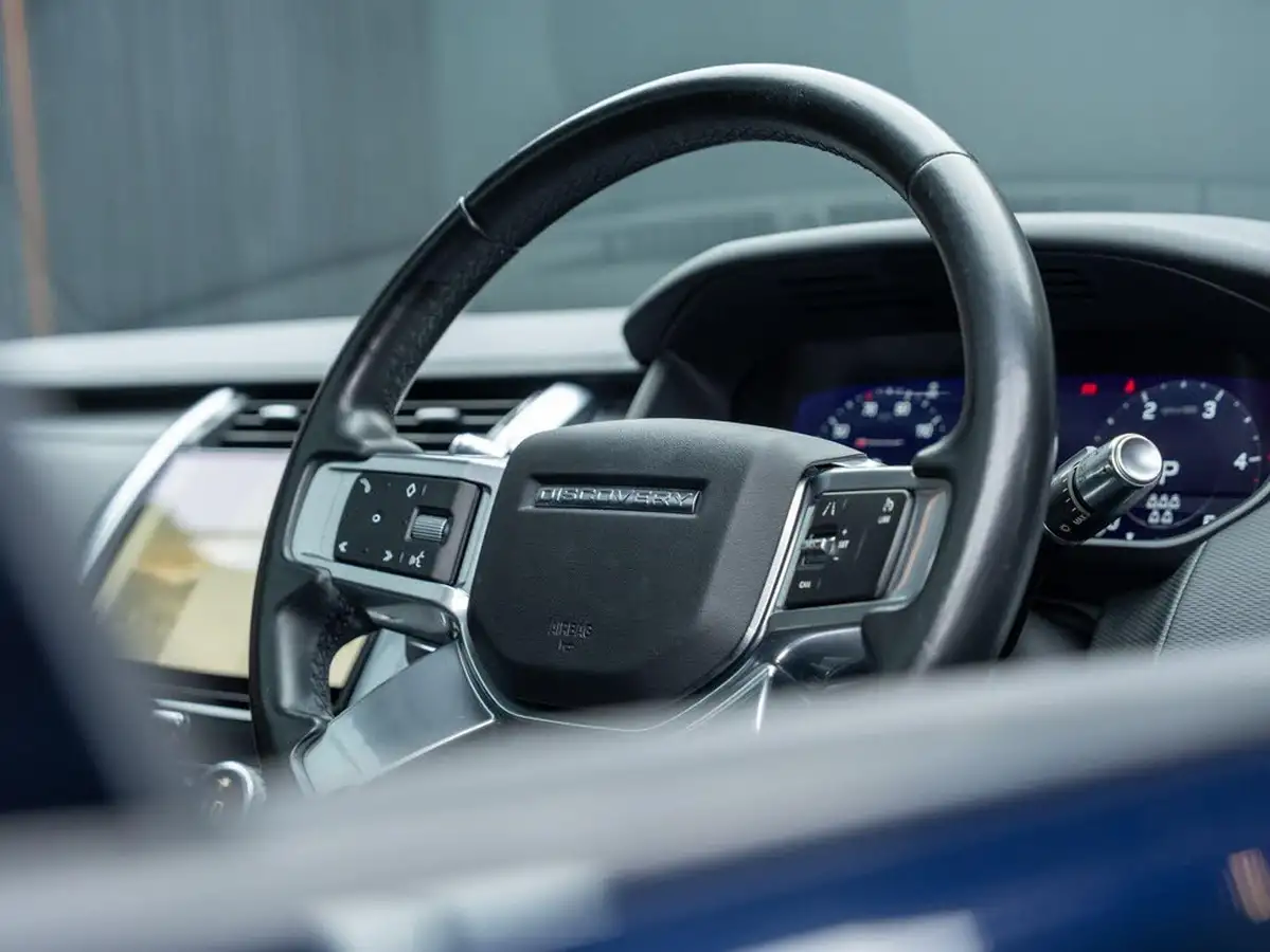 2021-land-rover-discovery-30-d250-r-dynamic-se-250ps-big-32