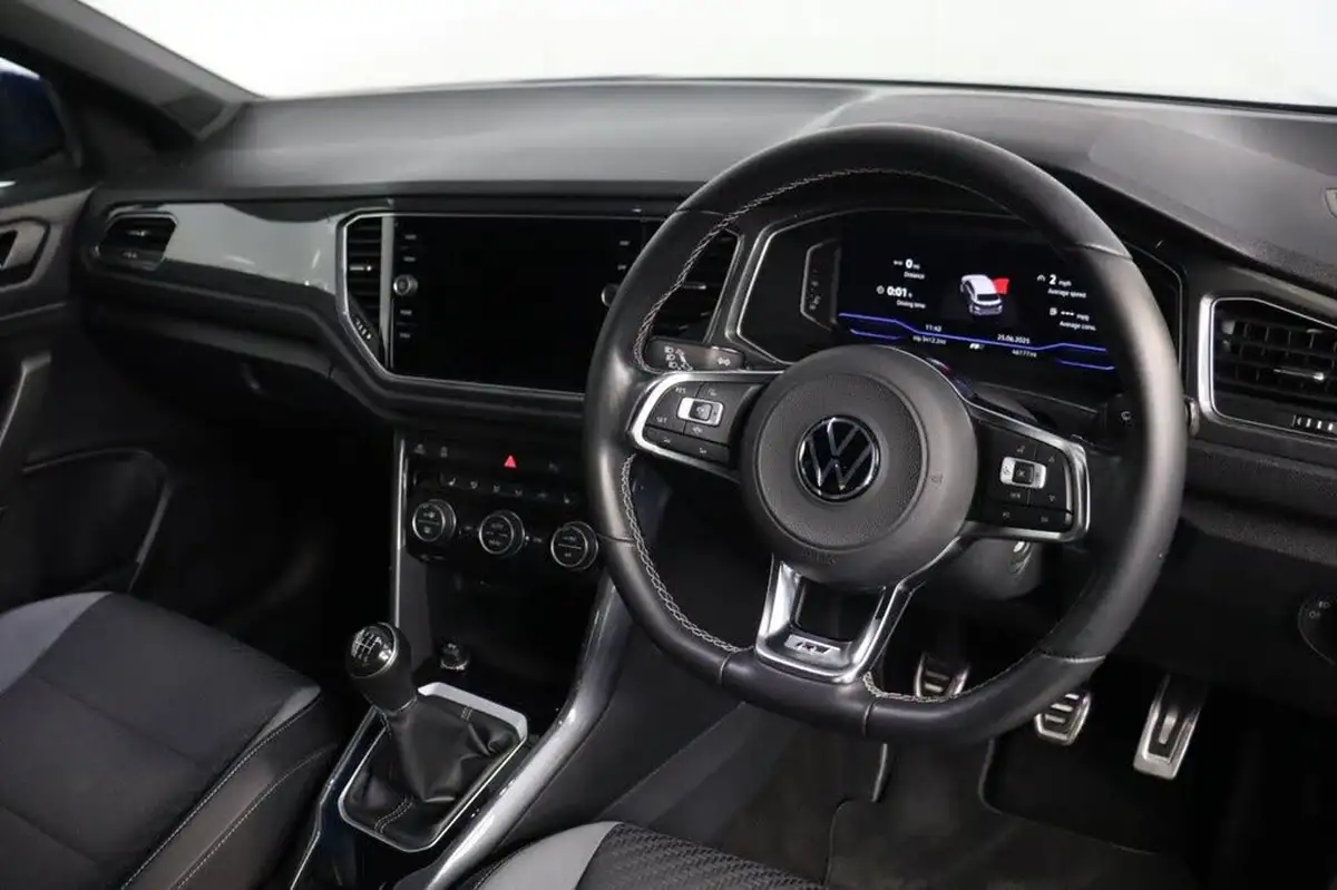2022-volkswagen-t-roc-20tdi-r-line-evo-big-25