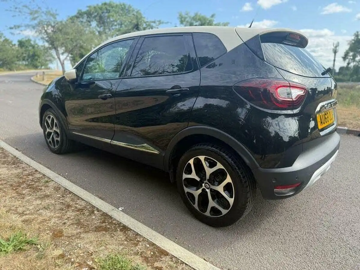 2018-renault-captur-09-tce-gt-line-big-17