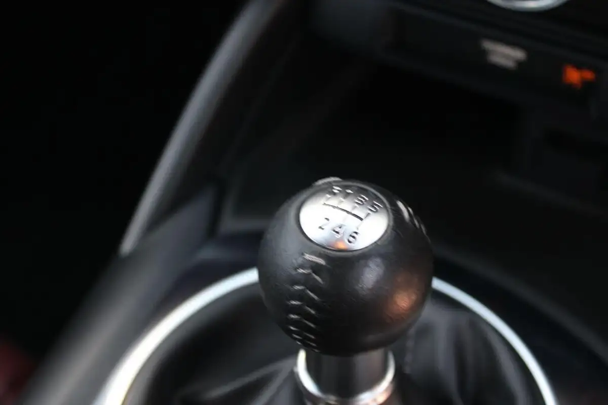 2020-mazda-mx-5-20-gt-sport-tech-convertible-big-23