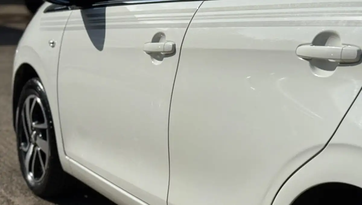 2019-peugeot-108-10-collection-hatchback-big-26