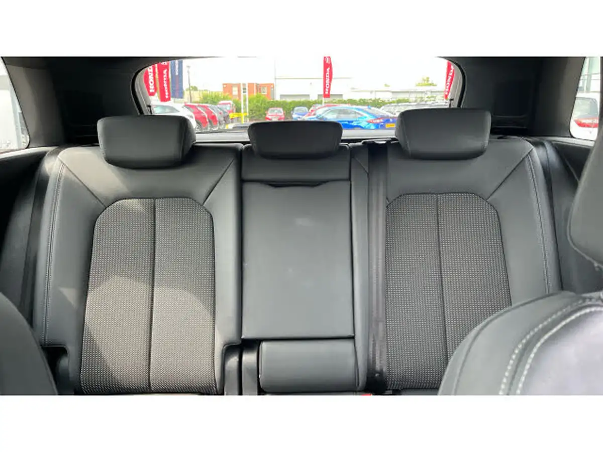 2021-audi-q3-15-35-tfsi-s-line-cod-station-wagon-big-14