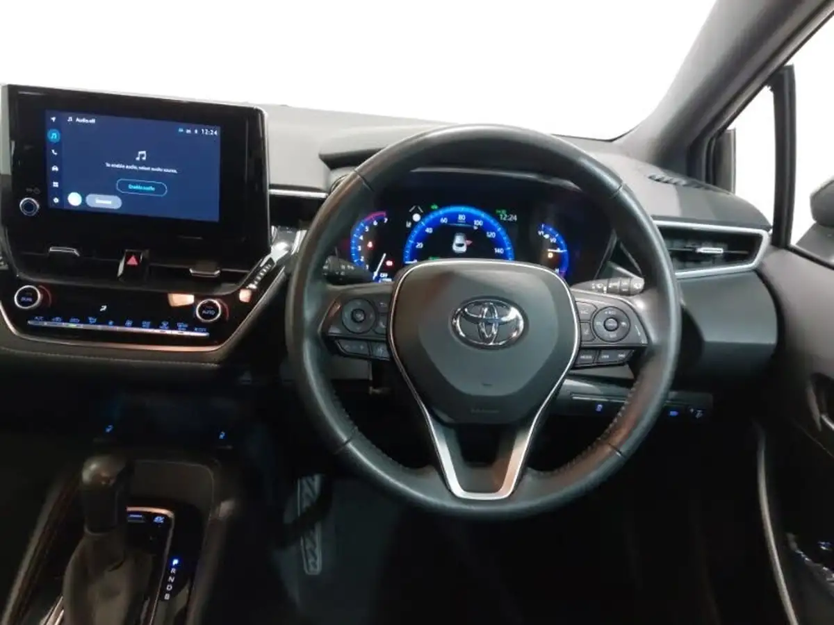 2022-toyota-corolla-18-vvt-i-design-120bhp-trk-hatchback-5d-big-6