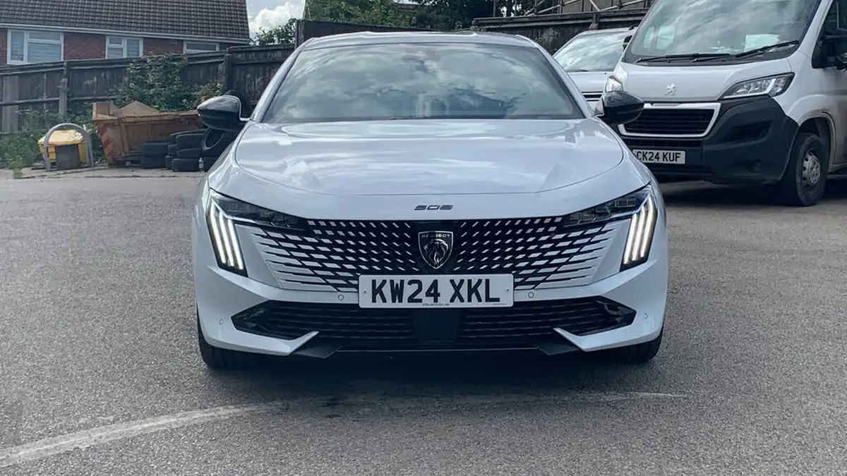2024-peugeot-508-12-puretech-gt-130ps-big-7